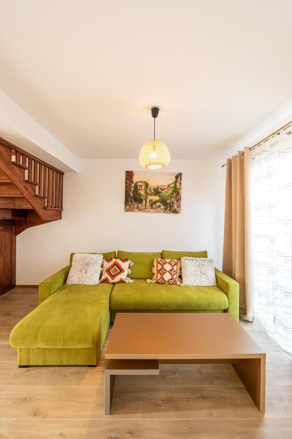 Citadel Apartament'S Rîşnov Exterior foto
